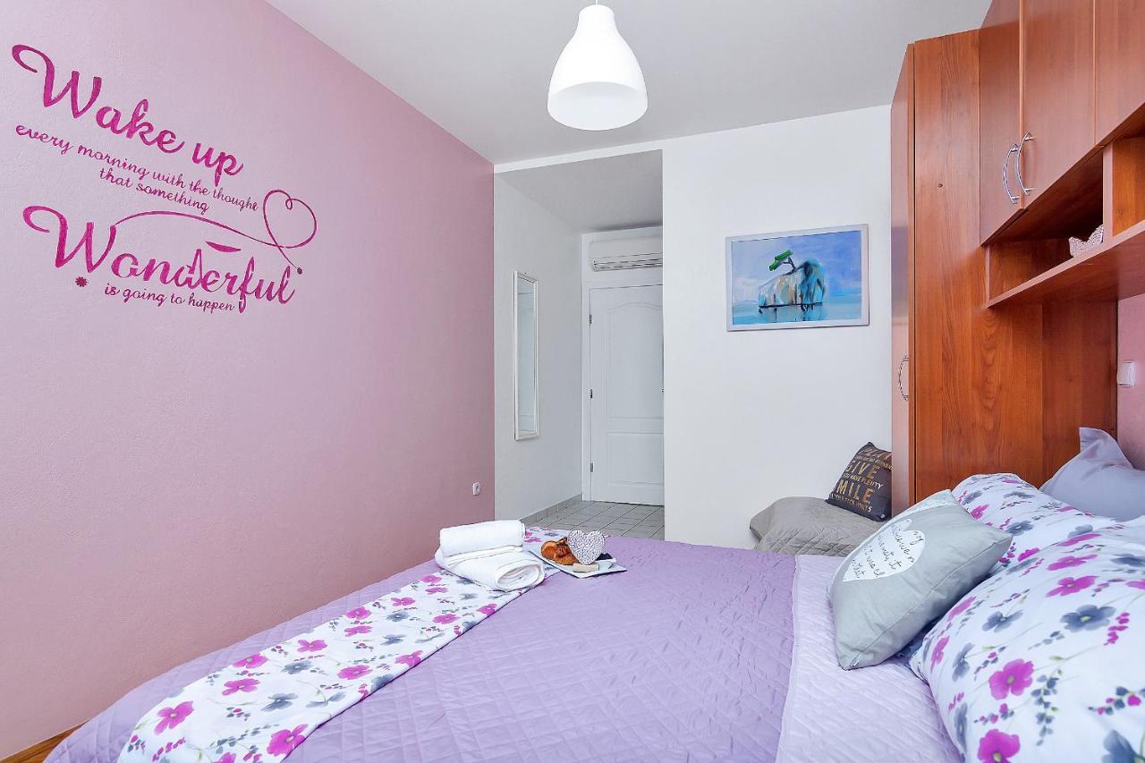 Apartments Riva Tucepi Room photo