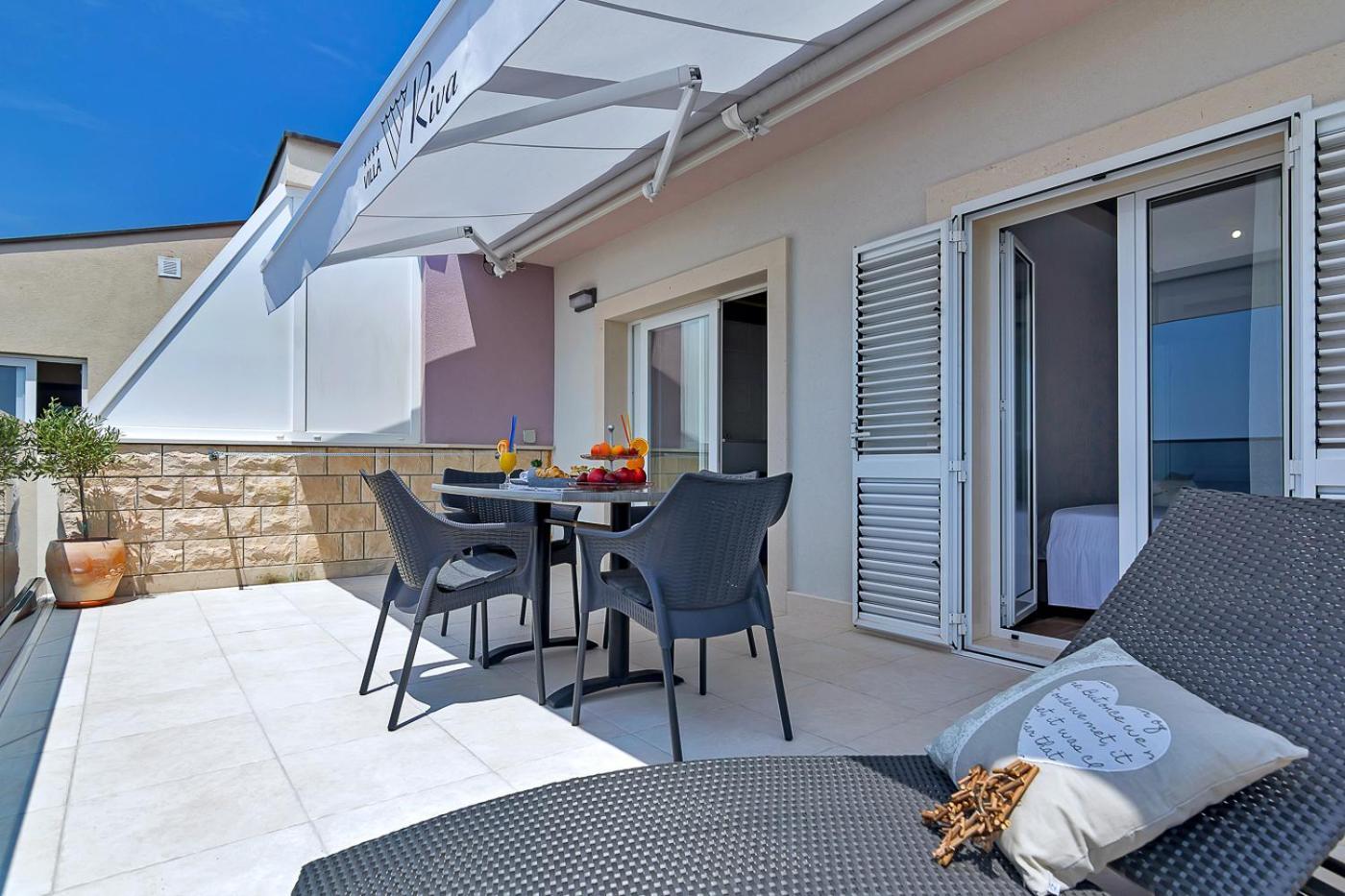 Apartments Riva Tucepi Exterior photo