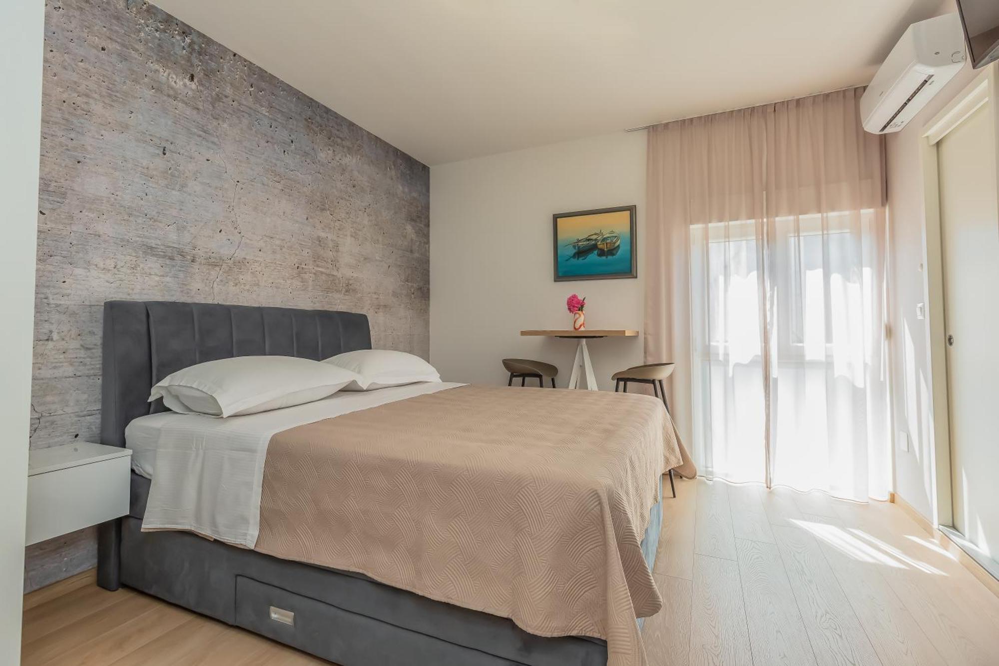 Apartments Riva Tucepi Room photo